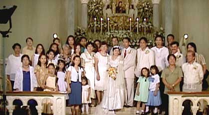 The wedding couple with the Auman family and relatives.