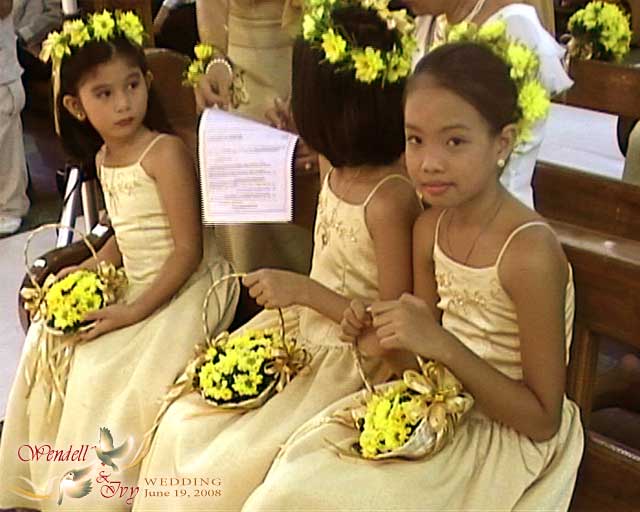 Cebu Redemptorist Church Wedding Seating Arrangement Flower Girls